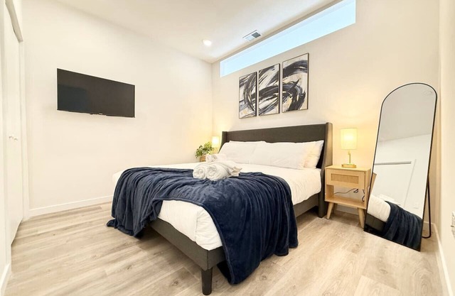 Philly Central King 1 Br Apt Easily Walkable to Attractions
