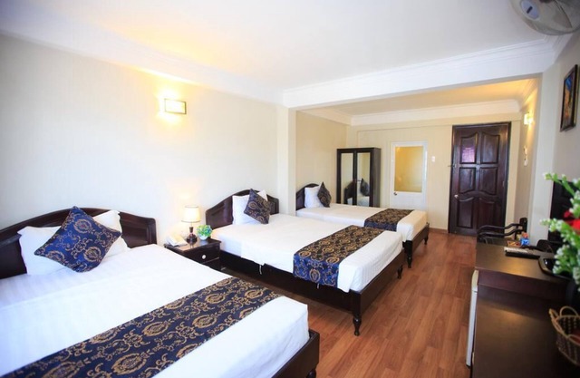 Pho Bien Nha Trang Beachside hotel