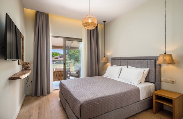 Phos Elegant Residences by Konnect, 400m to the beach - Two Bedroom Apartment