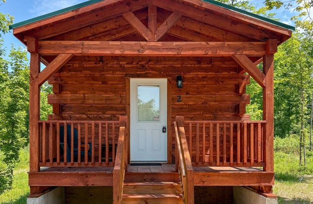 Pickerel Retreat - Cabin 2