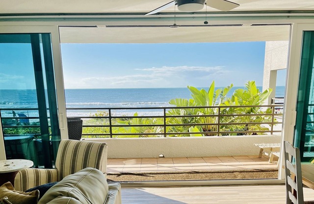Pier House ~ Gorgeous Gulf View Condo!