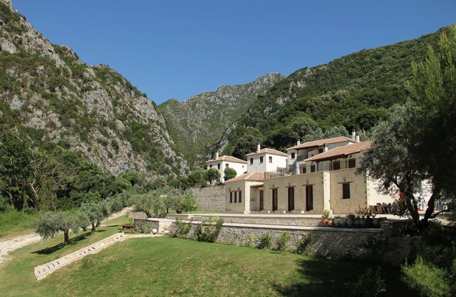 Piges Hotel at Acheron Springs