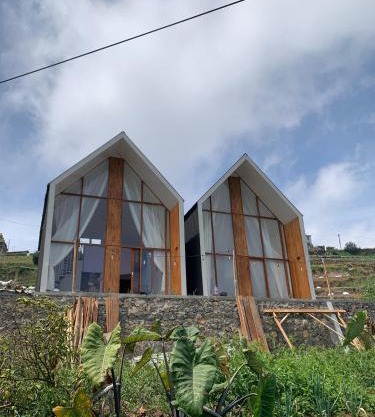 Pijar Jingga Cabin