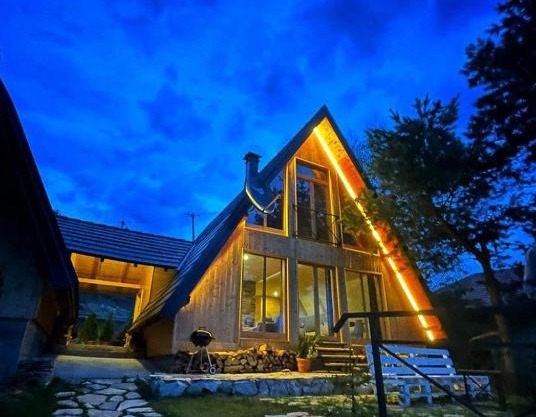 Pine Cabins Zlatibor