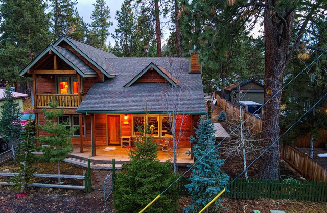 Pine Grove Cabin, Sisters Oregon