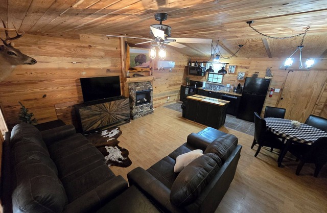 Pine Twist Cabin