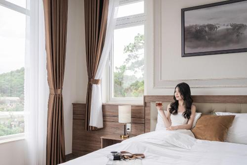 PINE VIEW Hotel Dalat