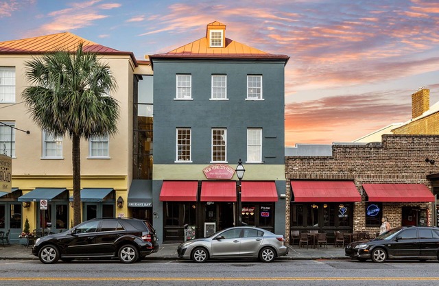 Pineapple Place | Spacious 4BR Historic District!