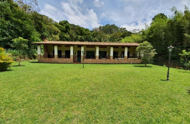 Pineapples Frib174 - Casa de Campo para famílias e grupos de até 20 pessoas