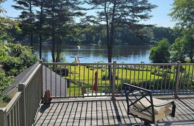 Piscataqua River Waterfront Studio, swimming pool and dock for kayaks and SUPS