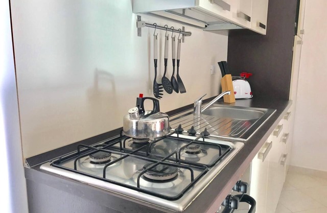 Pizzo Beach Studio Apartment 104G