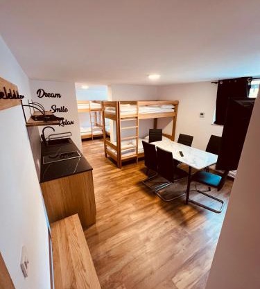 PJagodic Hotel Cerklje - 5min to Airport