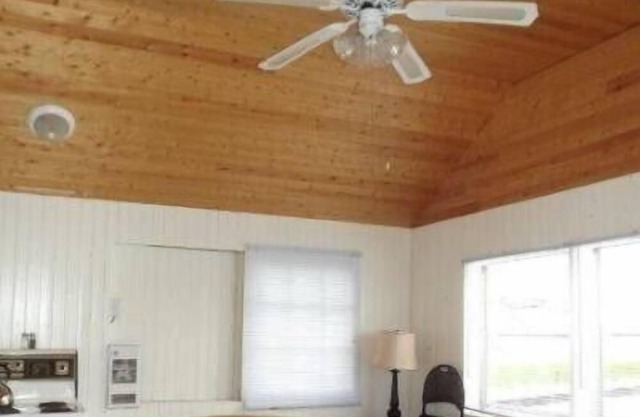 Plank Road Cottages & Marina - 2 Bdrm - Rice Lake - Gore's Landing