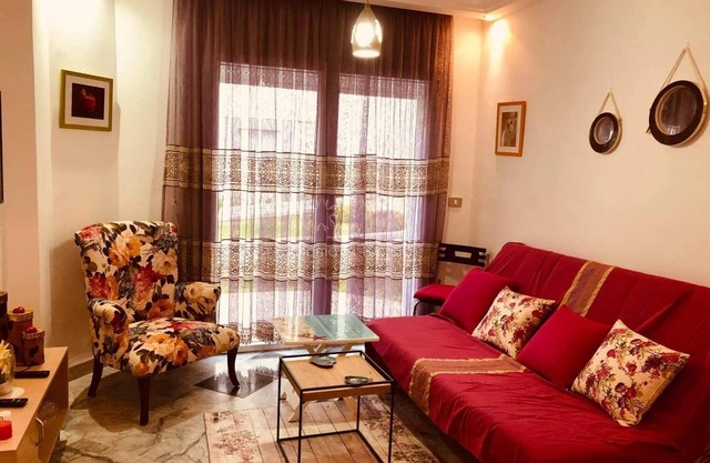 Pleasant apt S+1 pool view