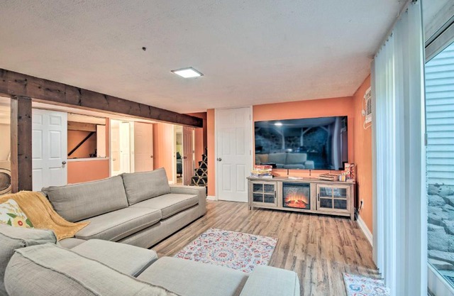 Poconos Home with Hot Tub, Game Room and Lake Access!