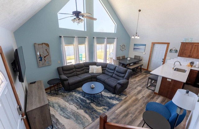 Pond House #48 w/Waterpark & Golf Cart