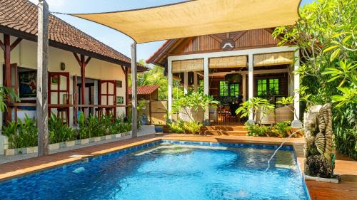 Ponder Cottages - The Villa