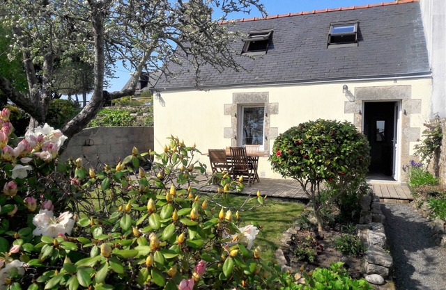 Pont L'Abbé, charming house for 4