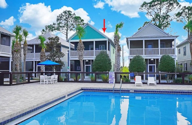 Pool Front Retreat- Gated community with 3 pools. 1 mile from Windmark Beach!