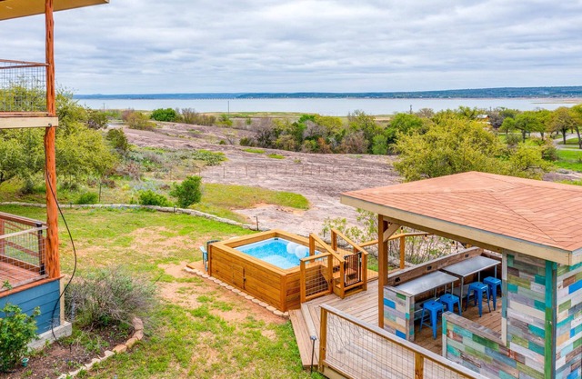 POOL, Lake views, 5 KING/3.5b, outdoor Cabana