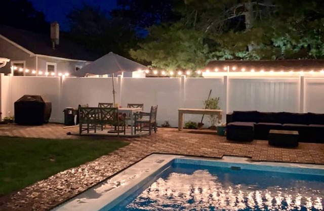 Pool Oasis Near the Beach in a Charming Cottage