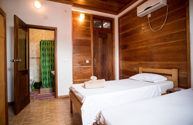 Porcelana Hotel