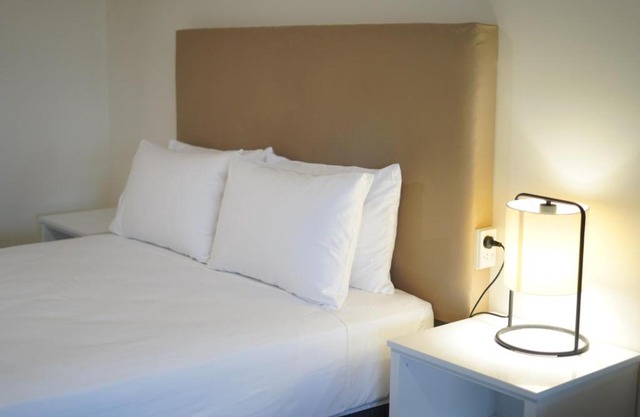 Porky's Motel Rockhampton