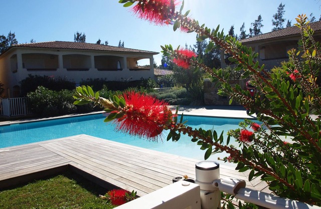 Porto Vecchio Apt standing air-conditioned with pool beaches within walking distance