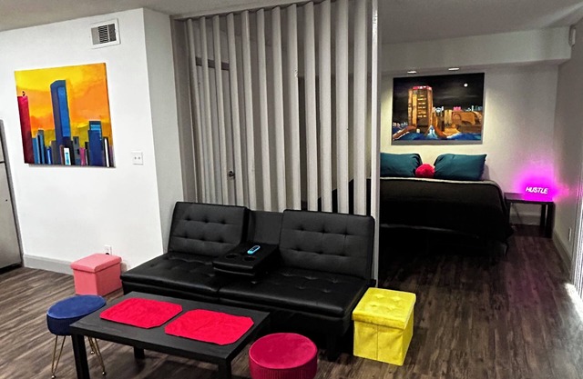 Posh Entire Unit at NRG & Med Center