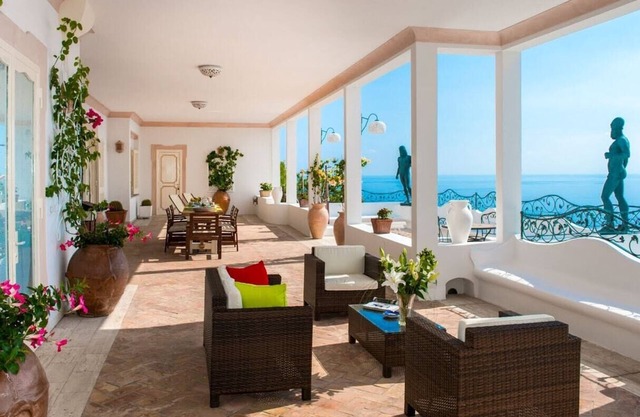 Positano Retreat with Views and Blissful Terrace