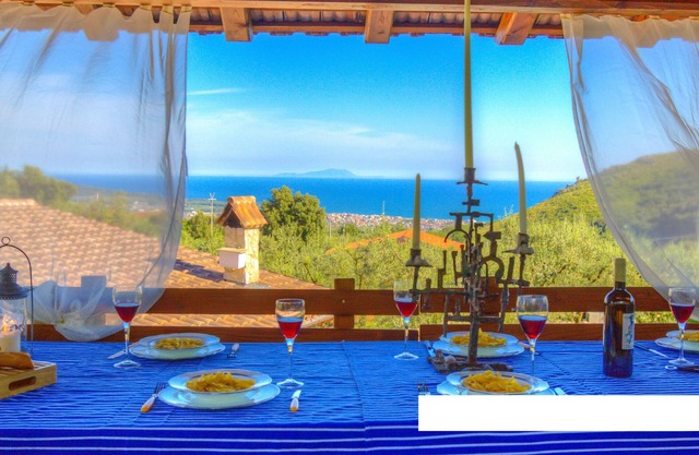 Positano Villa with View - Large Garden and Private Pool - 3 bedrooms 2 bathrooms