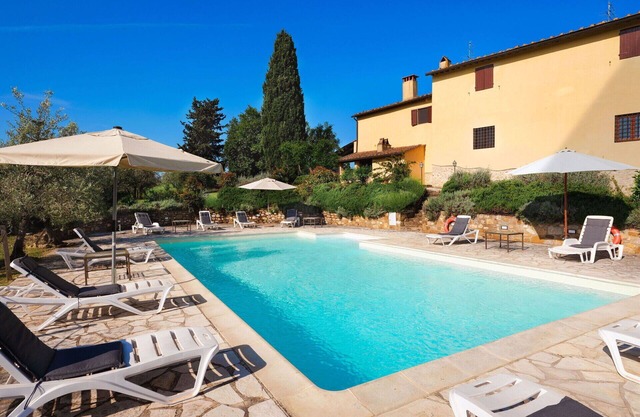 Pozzo dei Desideri 2 - Apartment with swimming pool