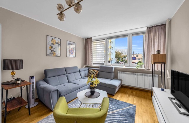 Praga Południe Apt - 57m2, Balcony - by Rentujemy