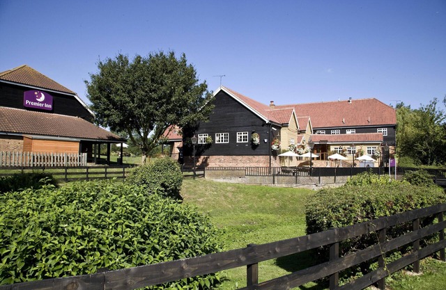 Premier Inn Basildon - East Mayne
