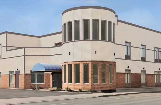 Premier Inn - Downtown Hamilton