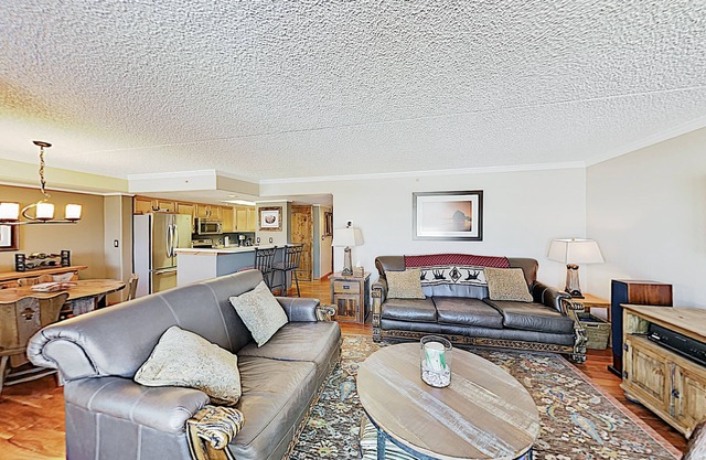 Premier Lake Dillon Condominium, 20 Min Access To 5 Resort Towns
