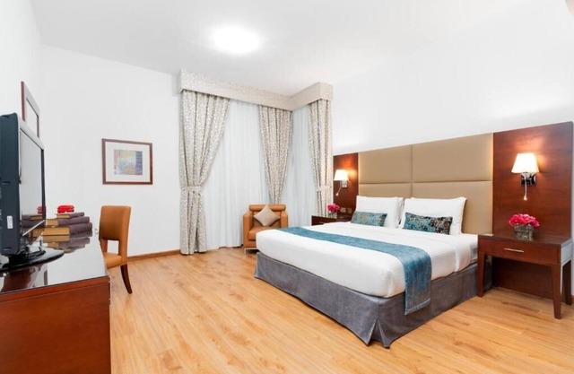 Premier two Bedroom Apartment Near Sahara Center