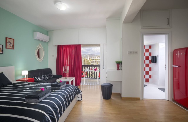 Premium Studio D421-CASTLE HOLIDAY APARTMENTS