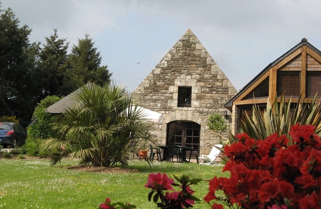 PRES PONTIVY Cottage In A Country Setting And Relaxing wi-fi