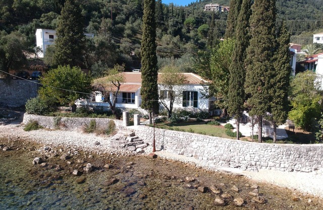 Prestige Villas | KALAMI | Beach Front Modern Contemporary Villa