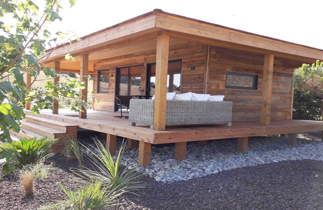Prestigious cabin on stilts with private spa in the heart of nature