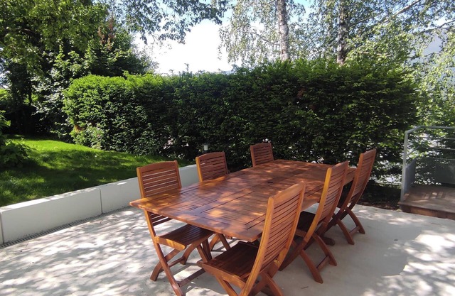 Pretty new and comfortable house between towns and lakes