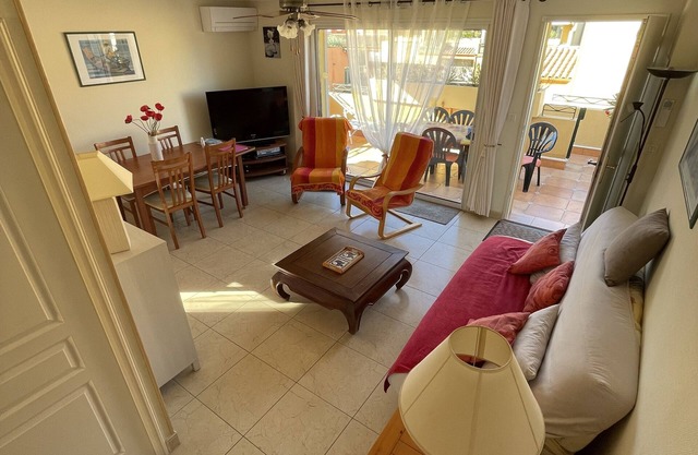 Pretty seaside villa