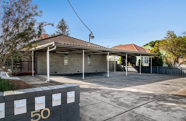 Prickly Pear Stays in Adamstown
