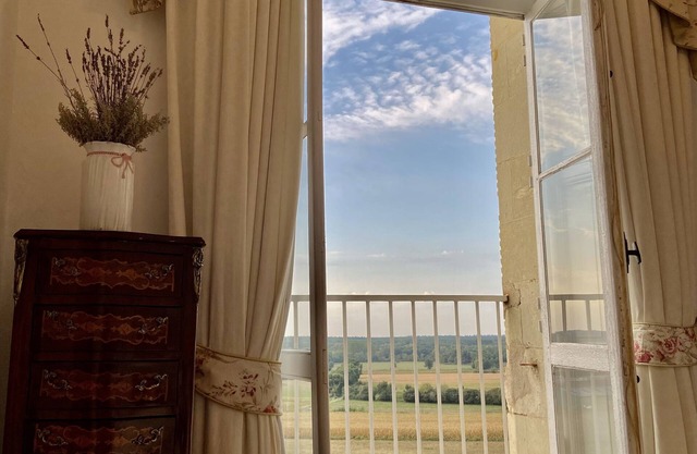 Princess Room in Chateau with Breakfast