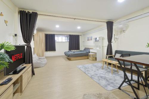 Prism House Thonglor- Affordable, Smart Stay in the Heart of Sukhumvit, Bangkok
