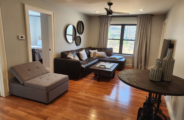 Private, 1-bedroom apartment with WiFi, AC in Searcy