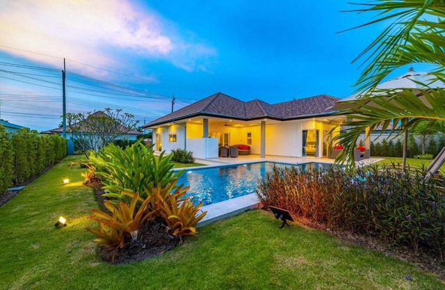 Private 3 Bedroom Pool Villa MS22