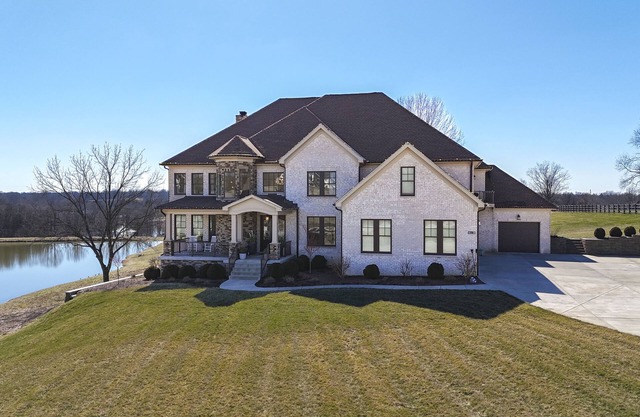 Private 6-acre haven in serene east Louisville near Valhalla.
