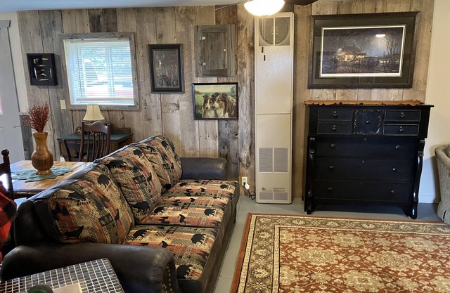 Private and secluded. Harrison is the "Gateway to the North"